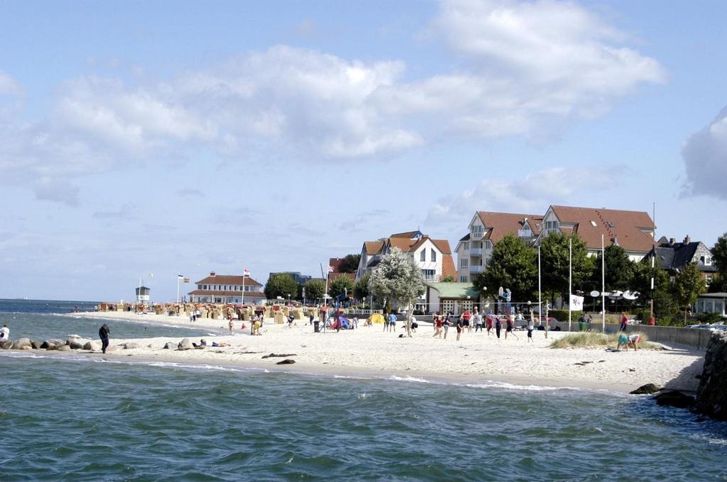 Hotel Admiral Scheer Laboe Extérieur photo
