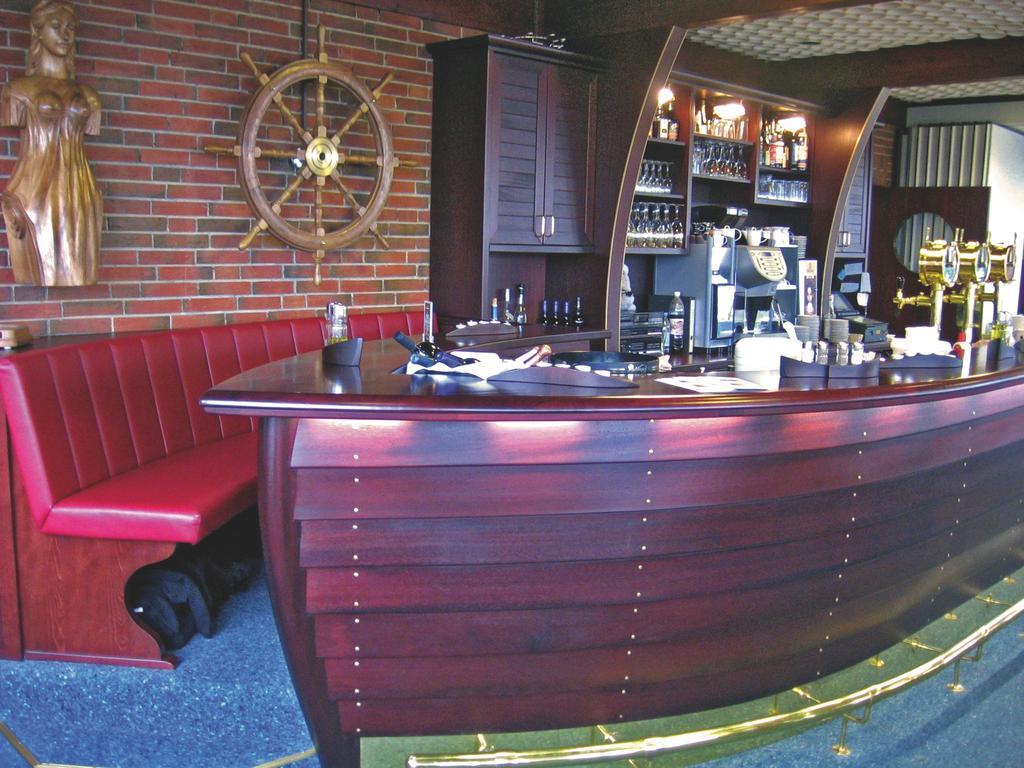 Hotel Admiral Scheer Laboe Extérieur photo