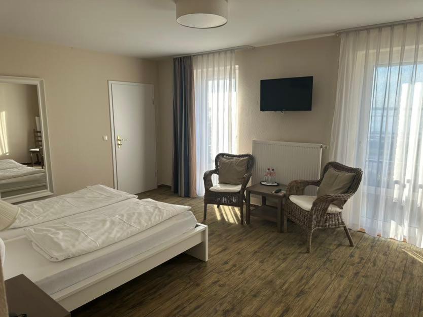 Hotel Admiral Scheer Laboe Extérieur photo